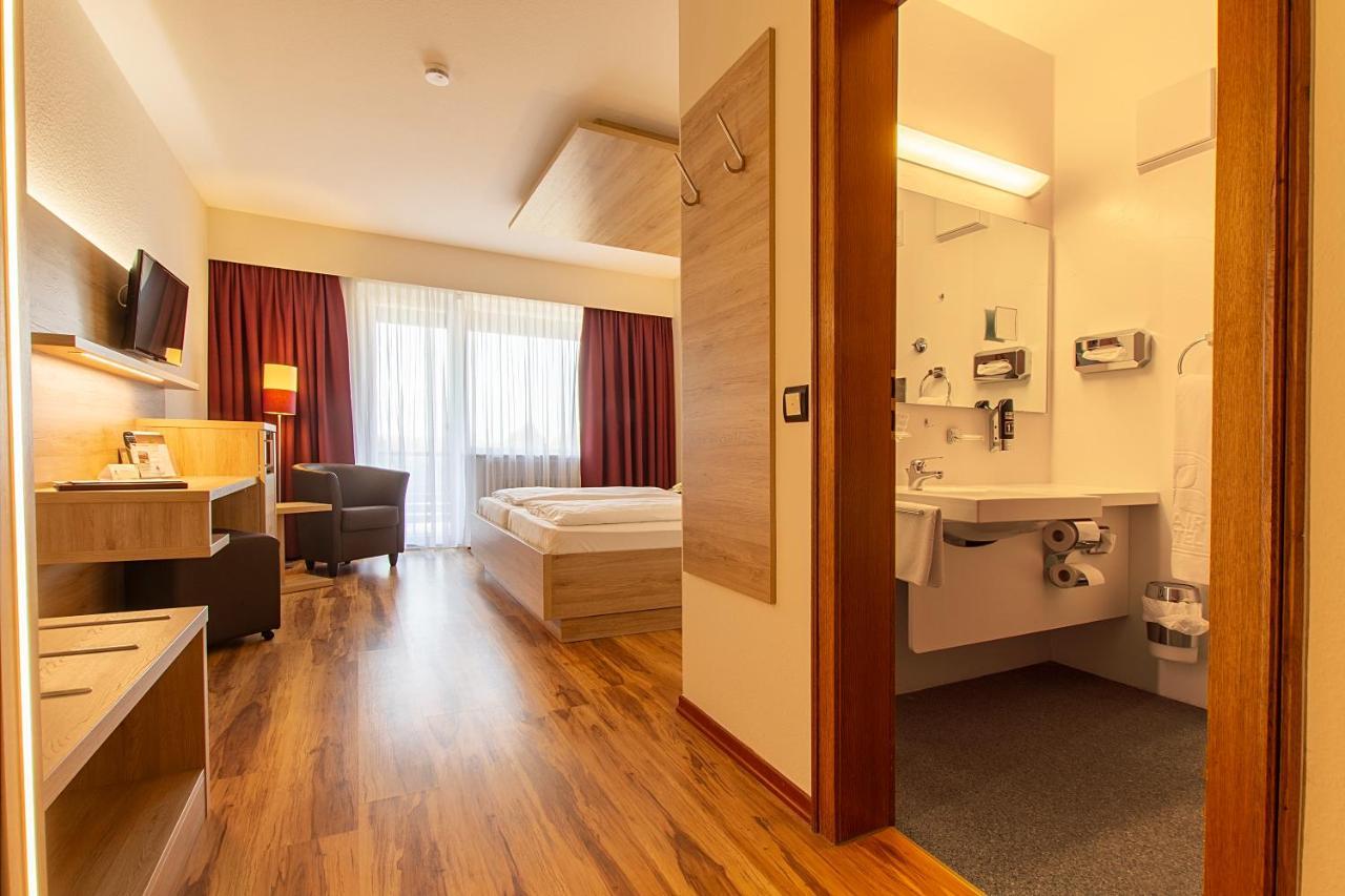 Flair-Hotel Zum Benediktiner Schwarzach am Main Εξωτερικό φωτογραφία